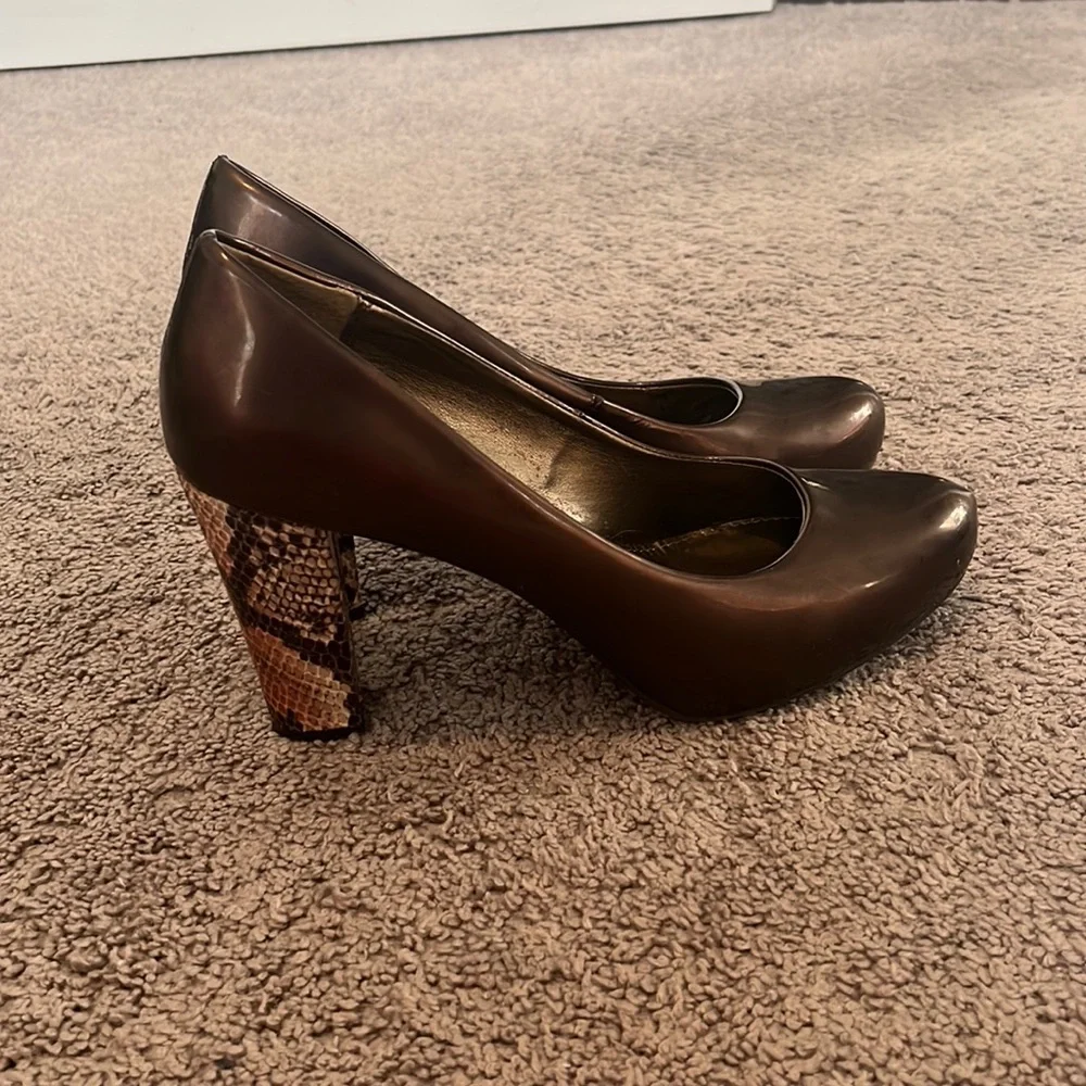 Bandolino pumps